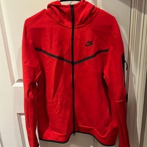 BRAND NEW Men’s Nike Zip Up Jacket